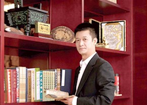 鑫華的自動(dòng)點(diǎn)膠機(jī)產(chǎn)品質(zhì)量穩(wěn)定，經(jīng)久耐用